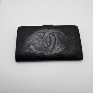 Vintage Chanel Long Wallet Caviar Leather CC Logo Embossed Snap Bifold Black OS